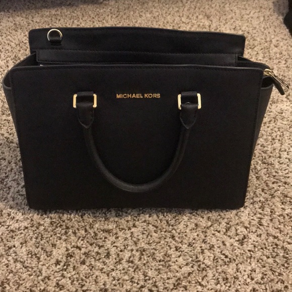 🏷️ FINAL SALE • [Michael Kors] Black Selma Satchel - Picture 2 of 11